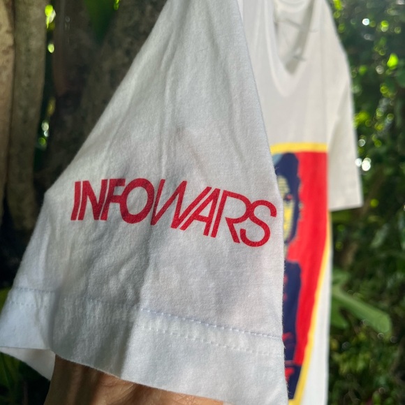 Unabashedly Polemic TShirt - Picture 2 of 3